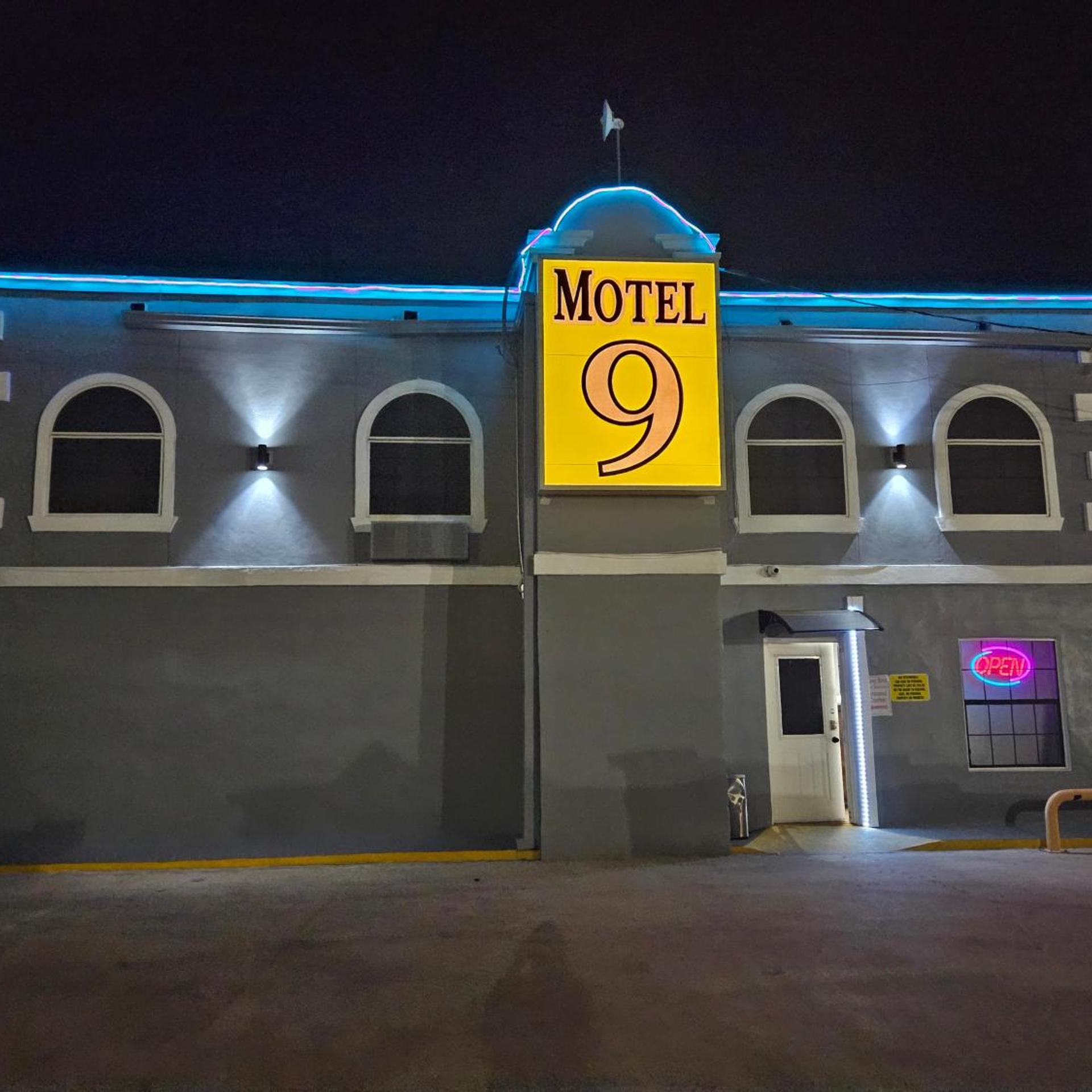 motel 9