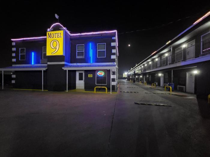 motel 9