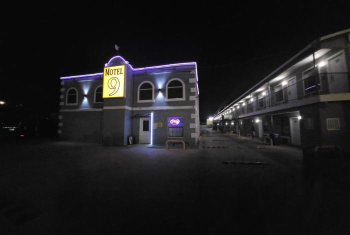 motel 9