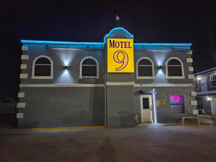 motel 9