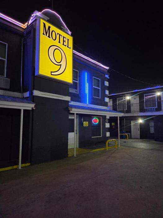 motel 9
