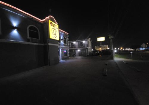 motel 9