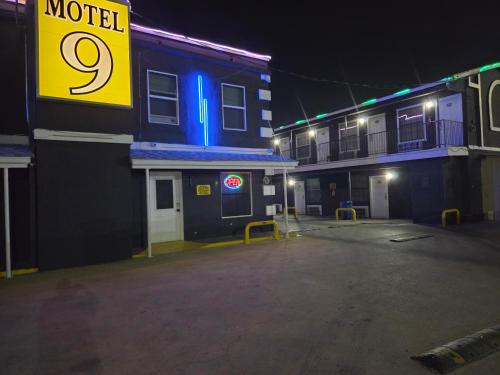 motel 9