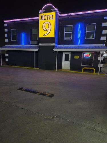 motel 9
