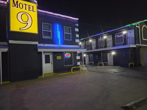 motel 9