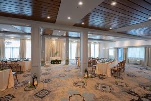 Prestige Treasure Cove Resort, Worldhotels Elite,British Columbia>>Bednesti,4 star