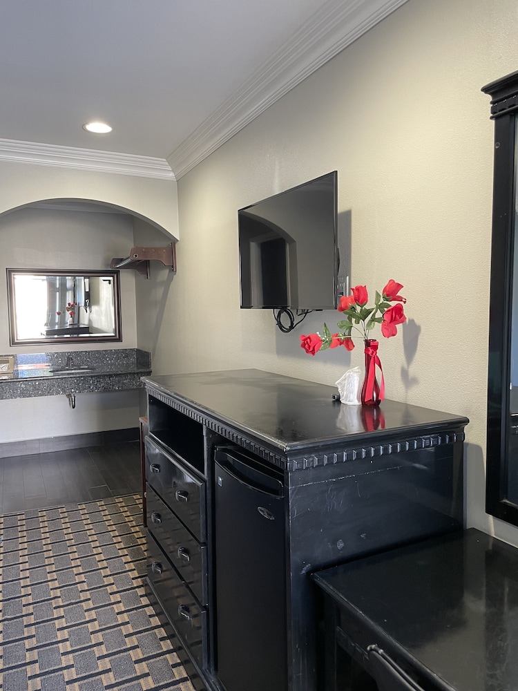 villa inn and suites