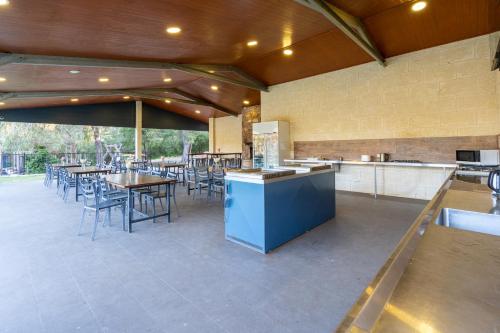 tasman holiday parks yallingup caves