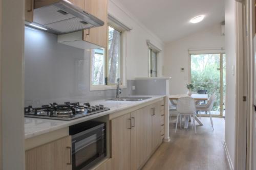 tasman holiday parks yallingup caves