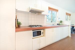 tasman holiday parks yallingup caves