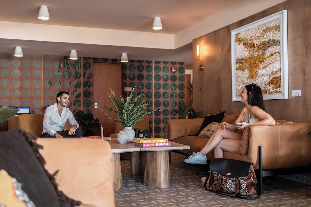 hibird apartment and suites hotel