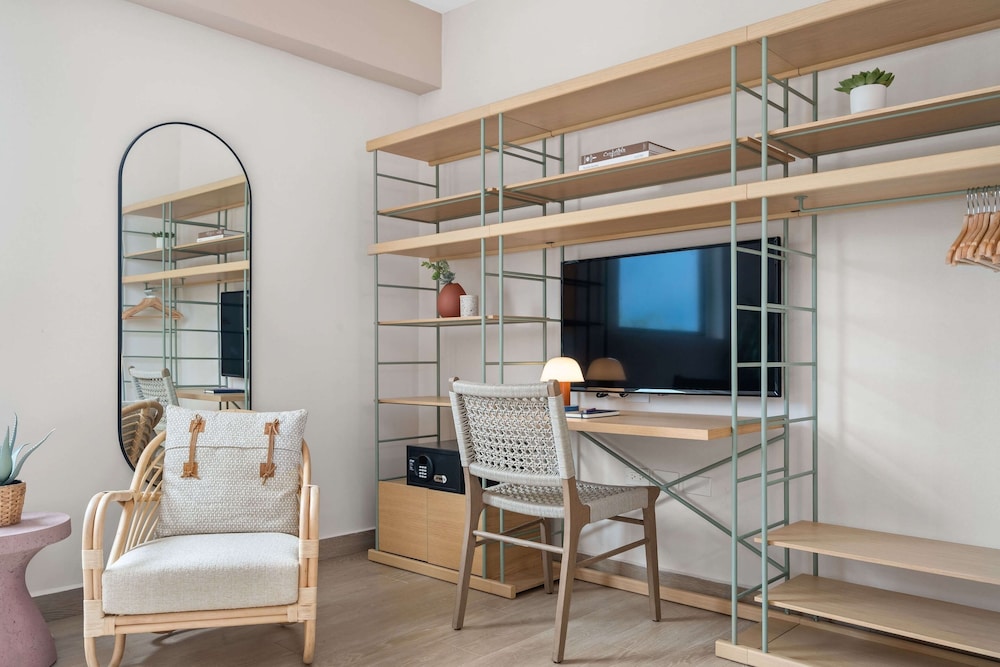 hibird apartment and suites hotel