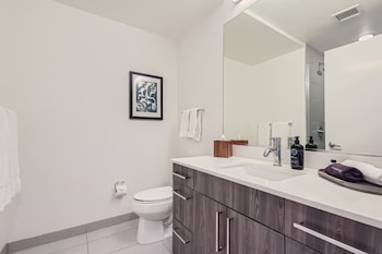 sentral michigan avenue