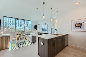 sentral michigan avenue