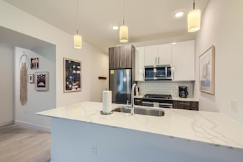 sentral michigan avenue