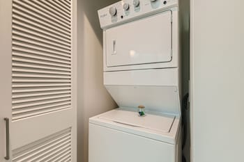 sentral michigan avenue