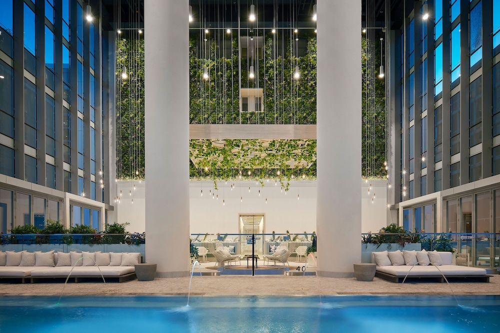 sentral michigan avenue