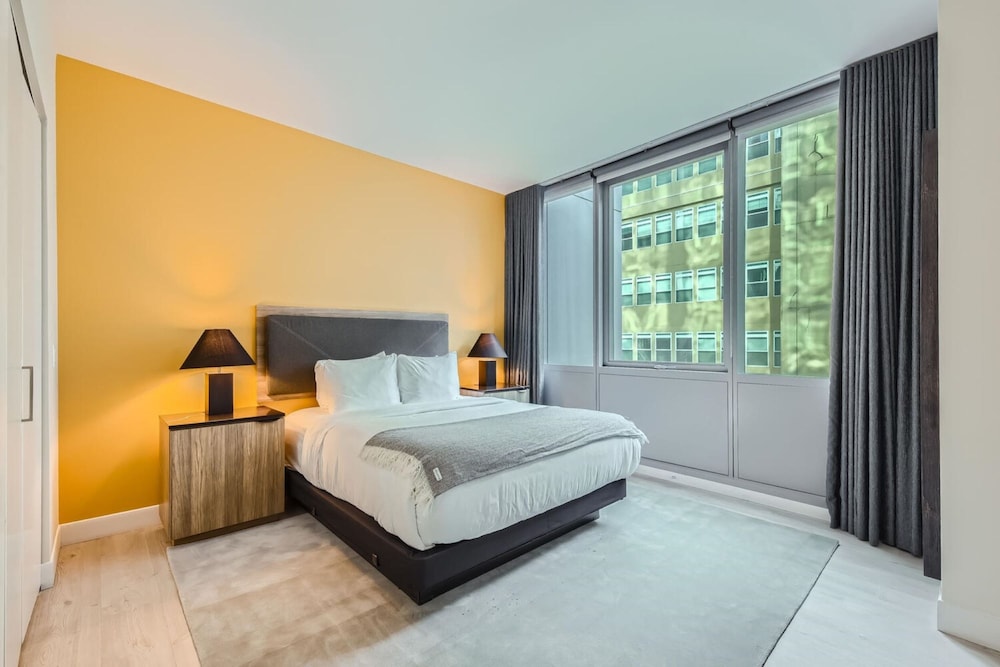 sentral michigan avenue