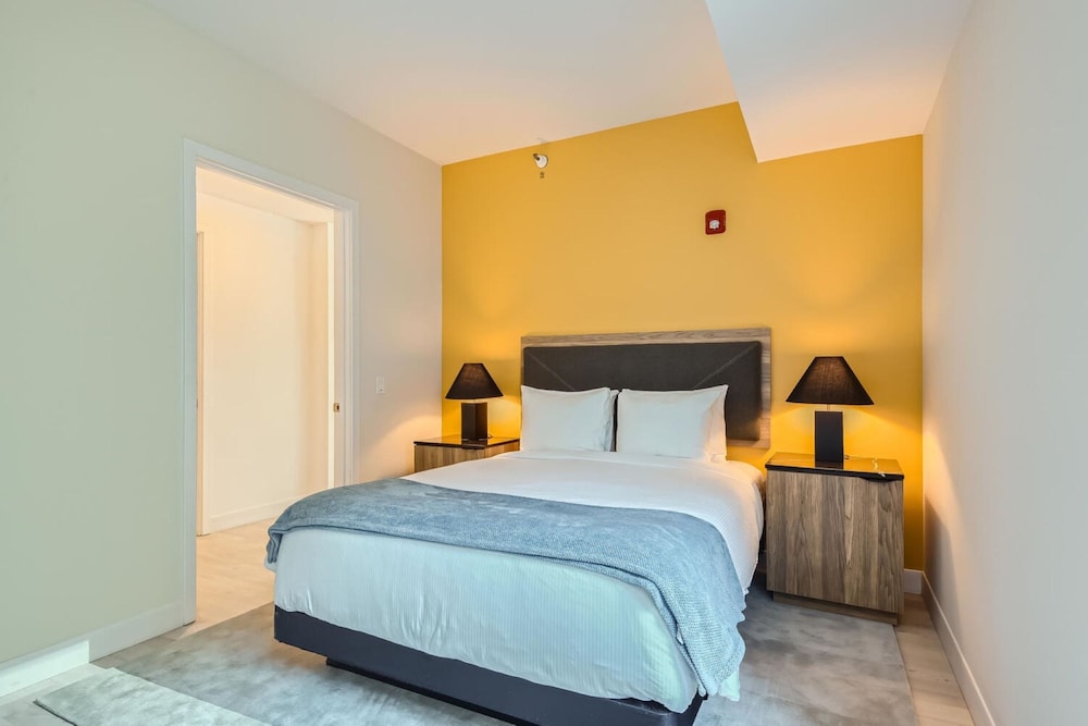 sentral michigan avenue