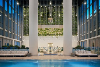 sentral michigan avenue