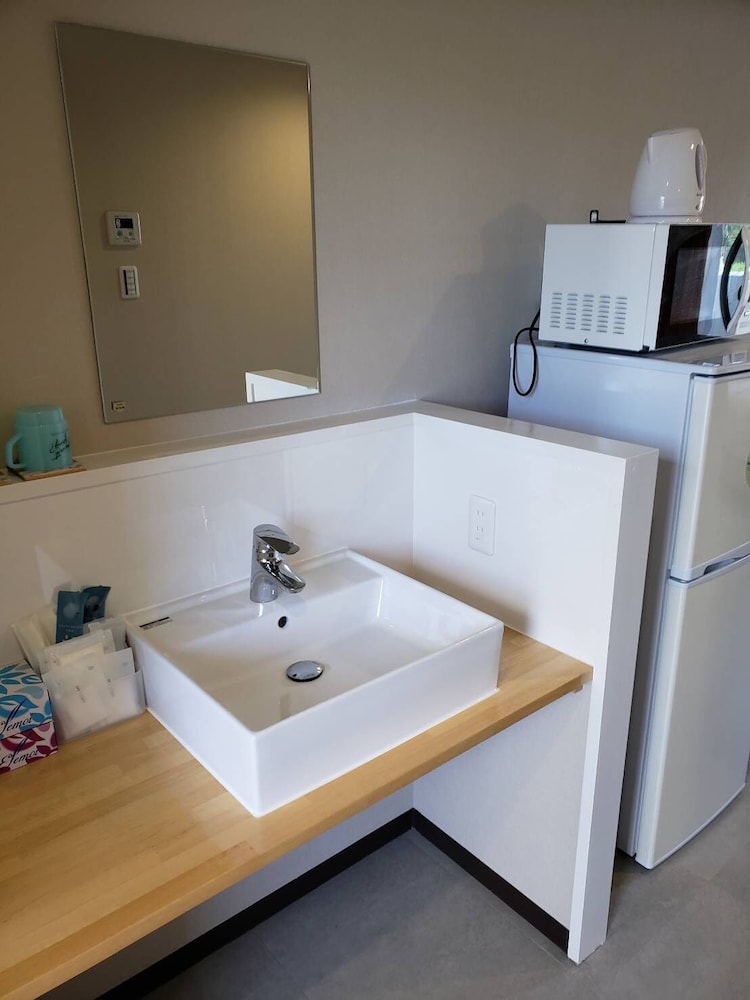 mr kinjo happiness resort 1