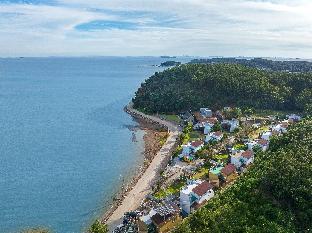 daebudo sunshine kids pool villa