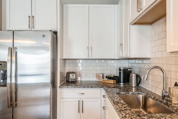 kasa dilworth charlotte