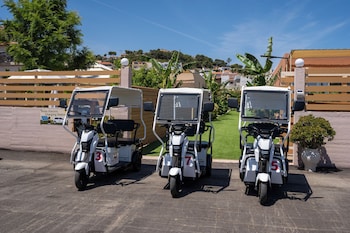 modular bungalows with heated pool artemis greece