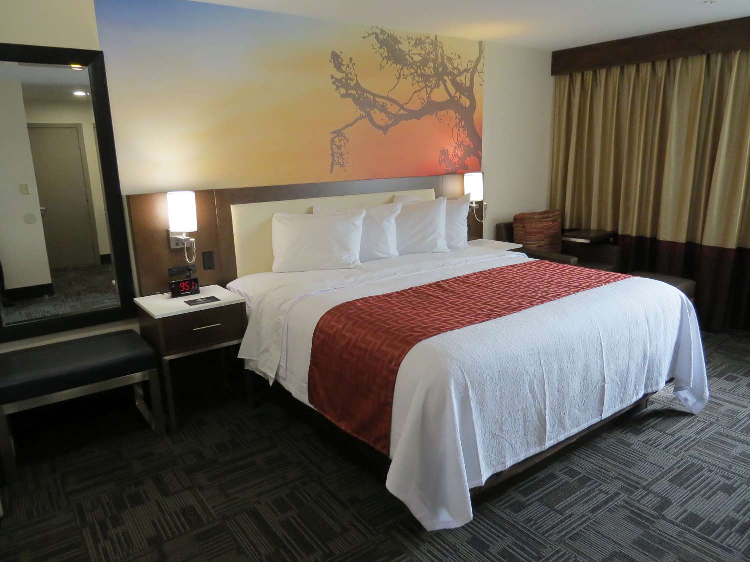 holiday inn milwaukee brookfield by ihg