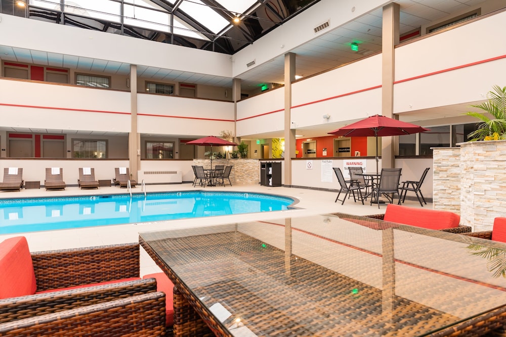 holiday inn milwaukee brookfield by ihg