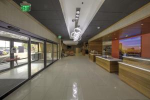 holiday inn milwaukee brookfield by ihg