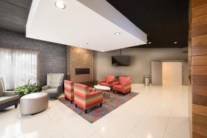 holiday inn milwaukee brookfield by ihg