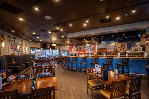 holiday inn milwaukee brookfield by ihg
