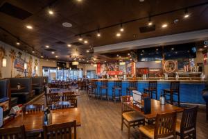 holiday inn milwaukee brookfield by ihg
