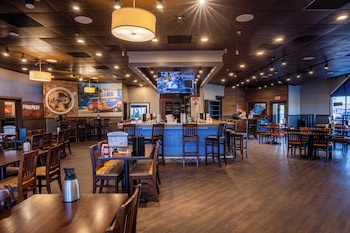holiday inn milwaukee brookfield by ihg