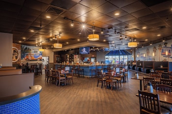 holiday inn milwaukee brookfield by ihg