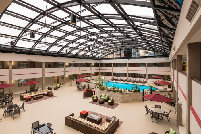holiday inn milwaukee brookfield by ihg