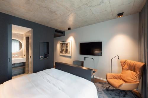 legend hotel