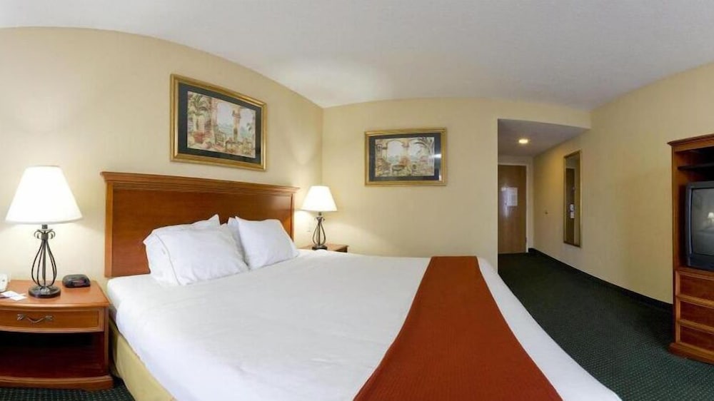 holiday inn express hotel and suites brooksville west by ihg