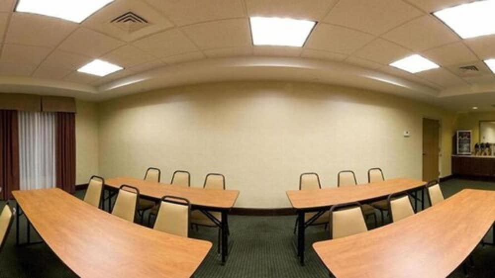 holiday inn express hotel and suites brooksville west by ihg