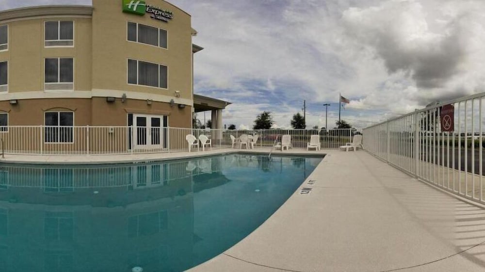 holiday inn express hotel and suites brooksville west by ihg