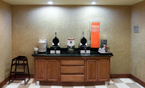 hampton inn and suites brownsville