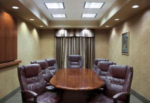 hampton inn and suites brownsville