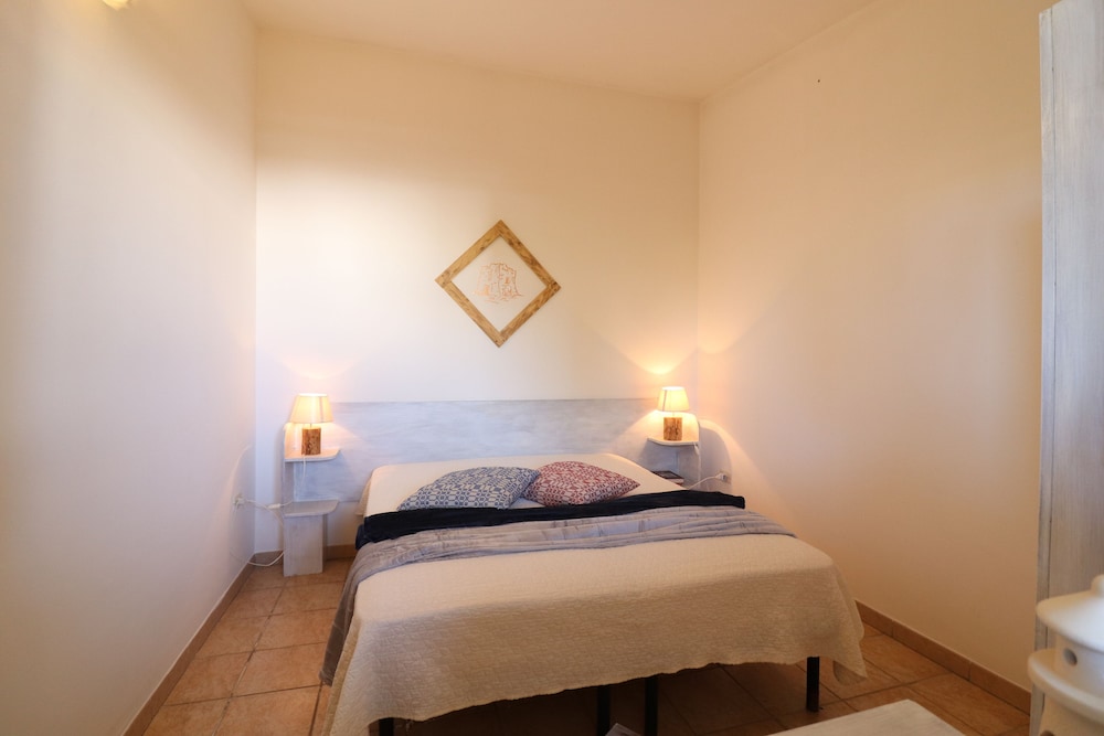 casa regina residence torre santo stefano in otranto 3 places