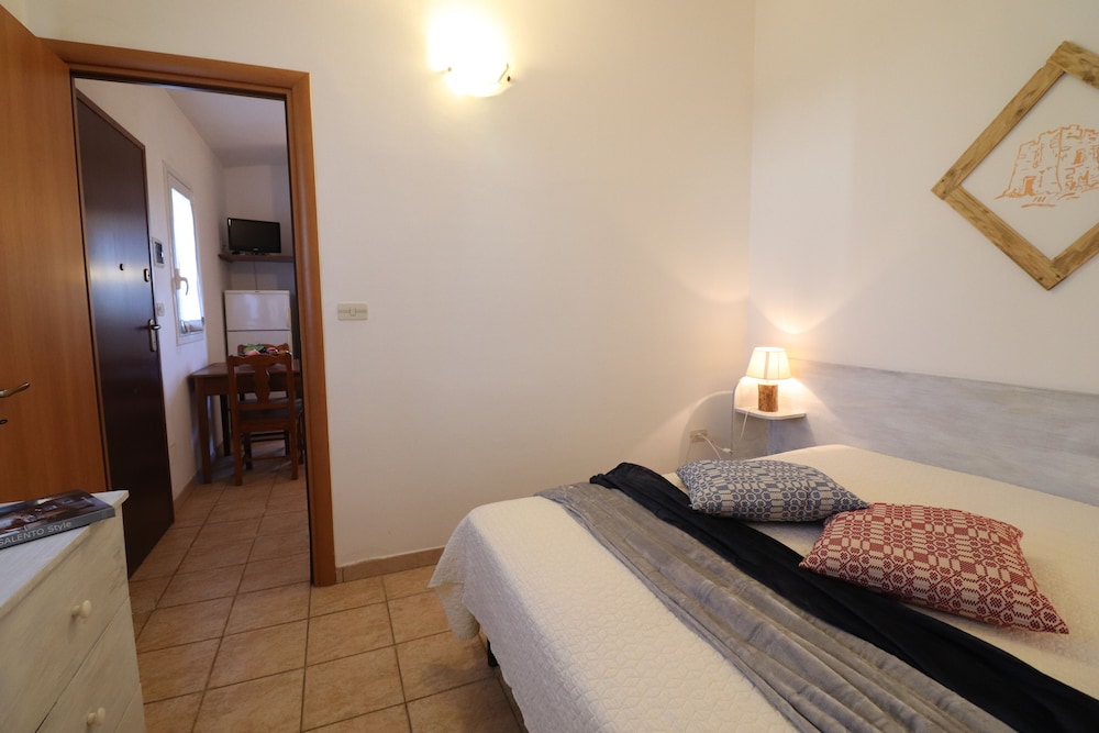 casa regina residence torre santo stefano in otranto 3 places