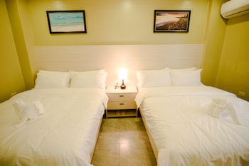 the caye hotel