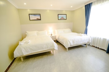 the caye hotel