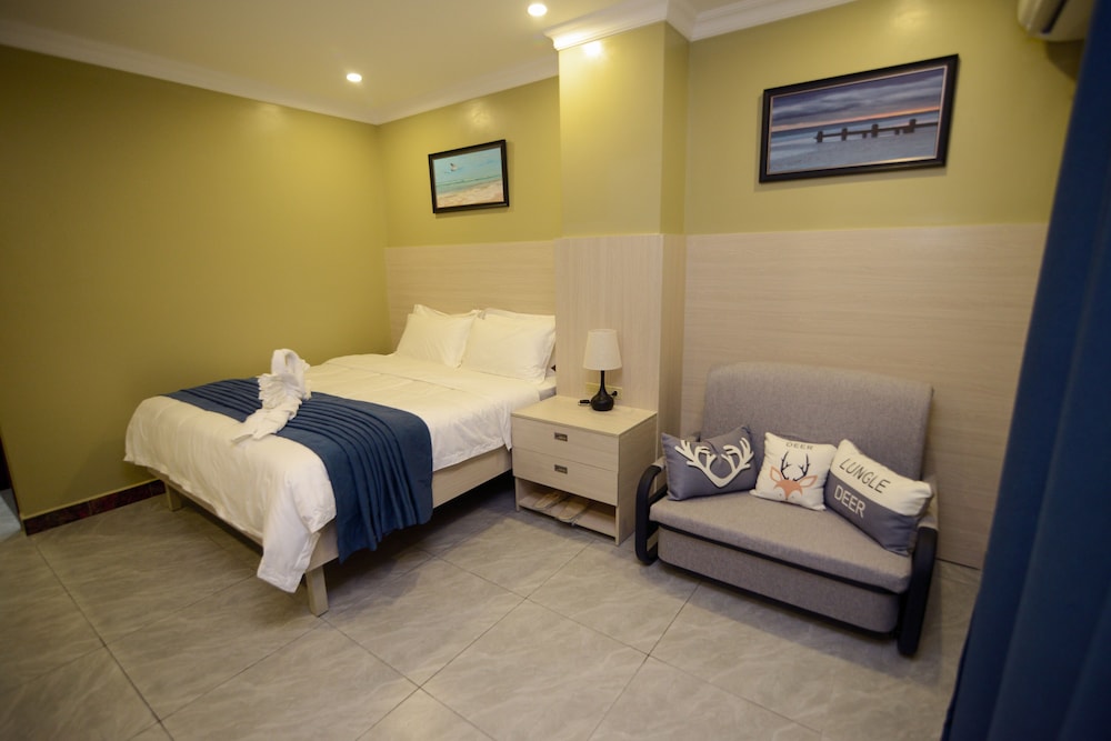the caye hotel
