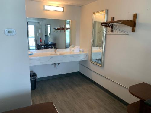 the branson welcome inn country blvd