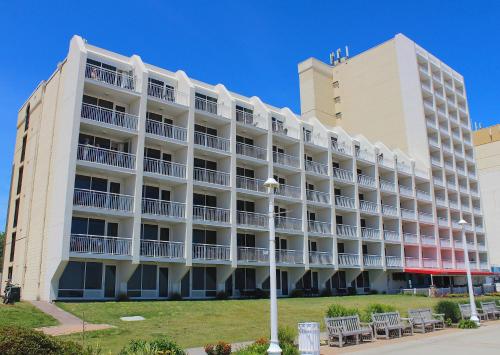 ocean sands resort oceanfront virginia beach by vacatia